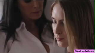 Cadence Lux终于有性别与摩洛伊斯兰解放阵线根Foxxs湿猫