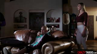 Zlato Jillian Janson poklekl a cucal velký péro a těší hardcore píča kurva poté