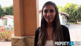 Хот агент PropertySex са Страшан Телом Јебе свог Клијента, да би Добили Листинг Хот агент PropertySex са Страшан Телом Јебе свог Клијента, да би Добили Листинг