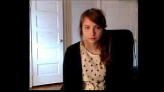 Симпатичный волосатый өспүрүм менен камерой. Нулган рождественское шоу түз эфирде боюнча веб-камера: 4xcams.com