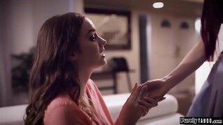 Teen cepet owah-owahan ing wektu patemon saka tanggal dheweke sis wis karo cah wadon dheweke ketemu online.Dheweke alters dhéwé kanggo katon kaya dheweke sis lan nuduhake munggah ifo dheweke tanggal omah.Dheweke diedit cah wadon menyang jinis